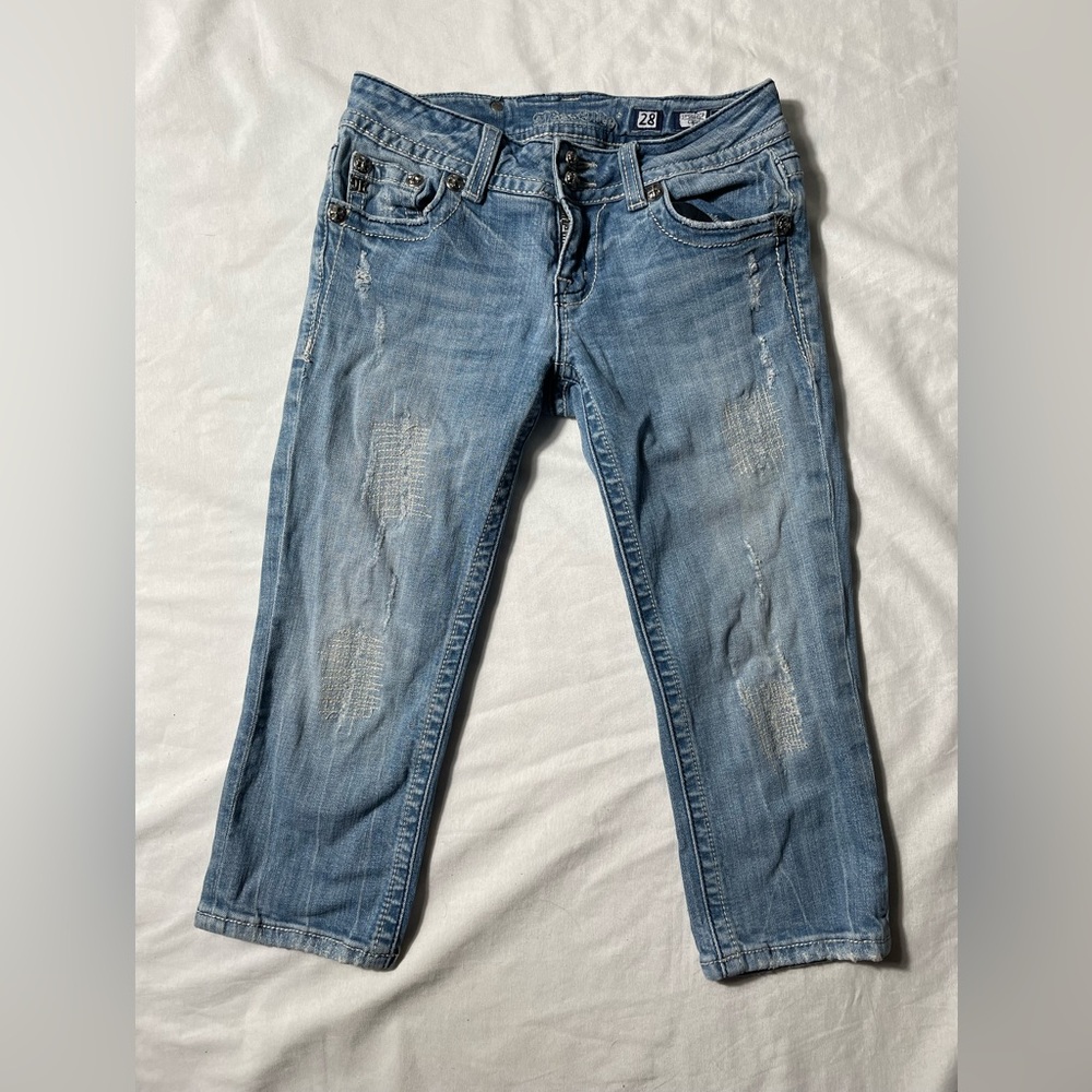 Miss Me Capri Jeans Women 28 Vintage Blue Light Wash Rhinestone Low Rise